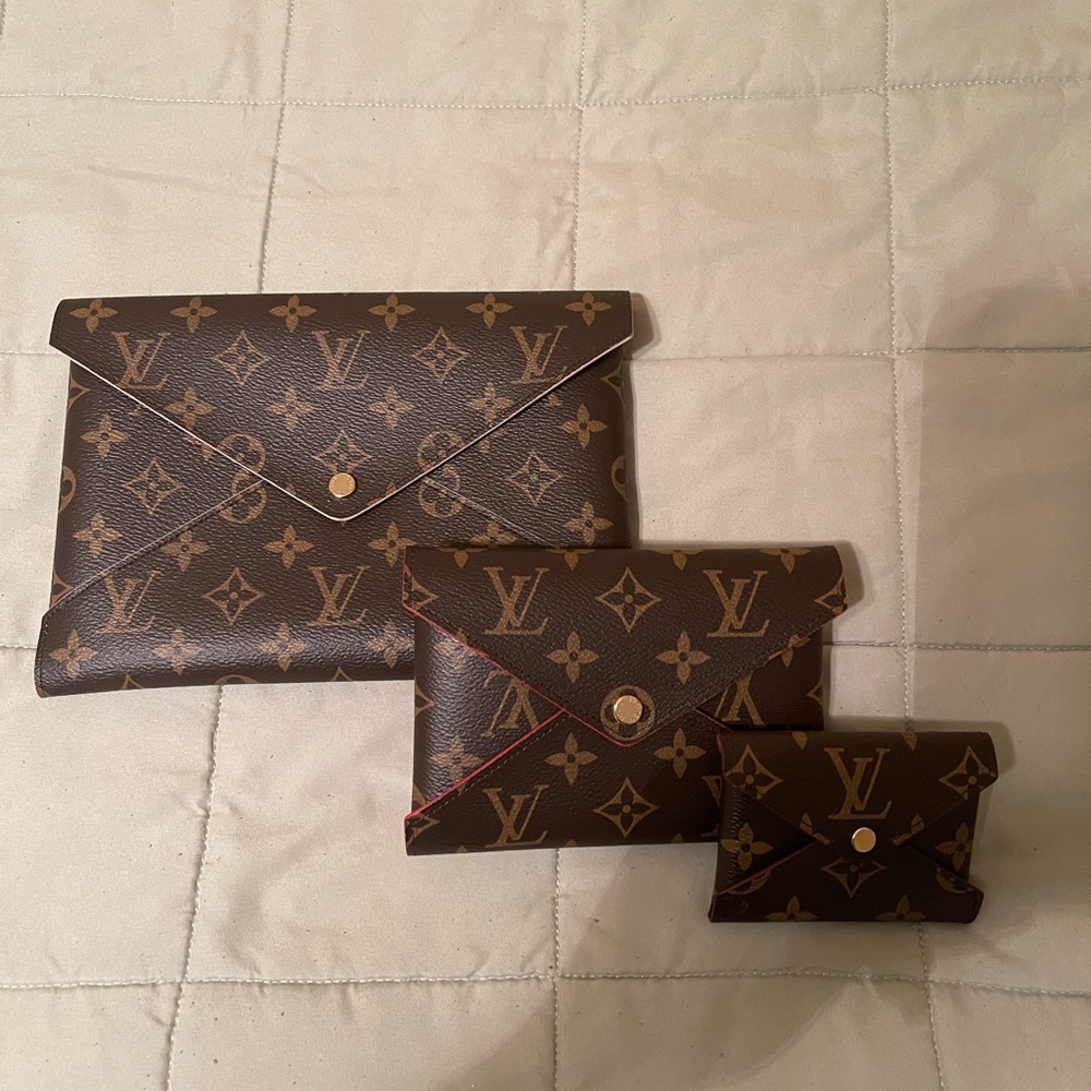 Louis Vuitton kirigami pouchette